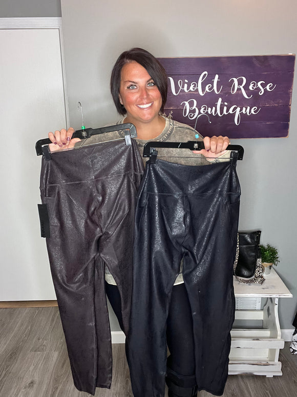 Chocolate Highwaisted Foil Leggings with Pockets